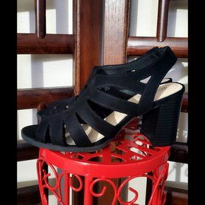 Dexflex Comfort Strappy Block Heels Stretch Sandals (Size 7.5)